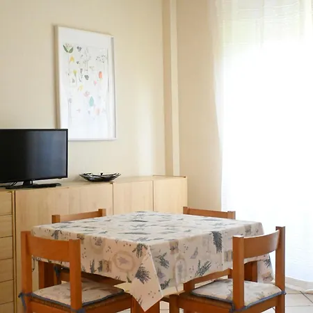 M434 - Marcelli, Trilocale In Con Piscina Appartement *