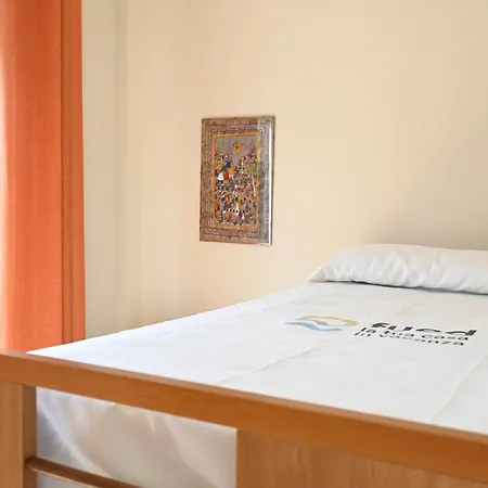 M434 - Marcelli, Trilocale In Con Piscina