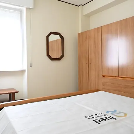 M434 - Marcelli, Trilocale In Con Piscina Marcelli