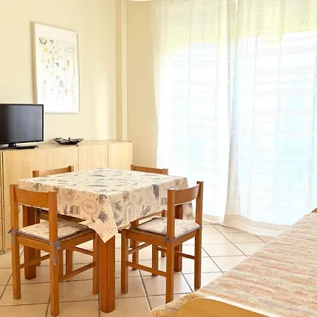 M434 - Marcelli, Trilocale In Con Piscina Marcelli