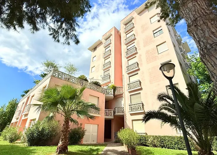 M434 - Marcelli, Trilocale In Con Piscina Appartamento *